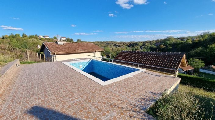 Image No.5-3 Bed Property for sale