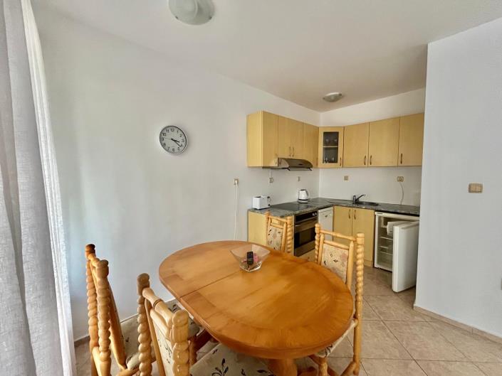 Image No.11-2 Bed Property for sale