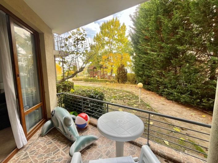 Image No.8-2 Bed Property for sale