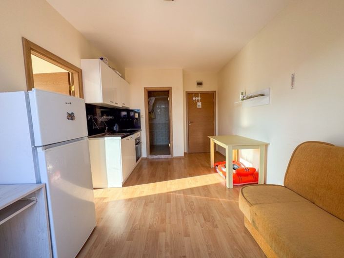 Image No.6-1 Bed Property for sale