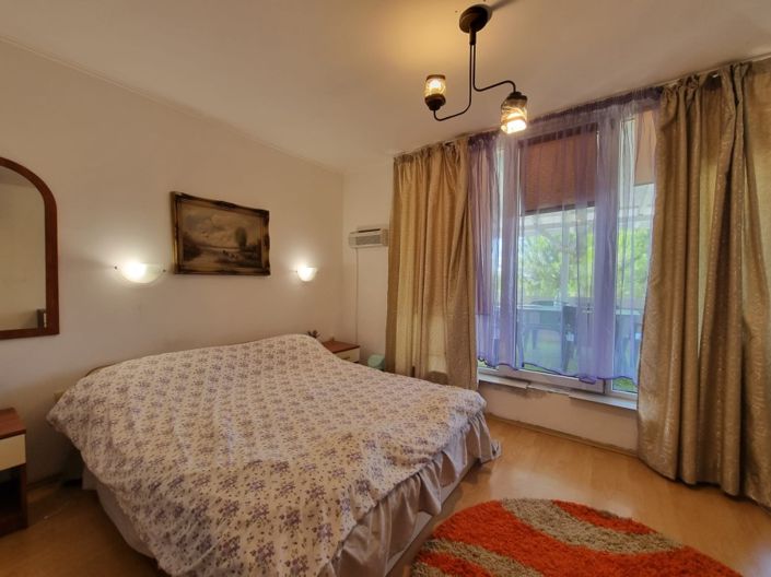 Image No.6-1 Bed Property for sale