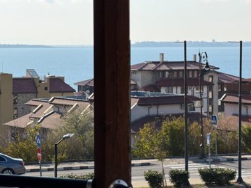 1 - St Vlas, Propriété