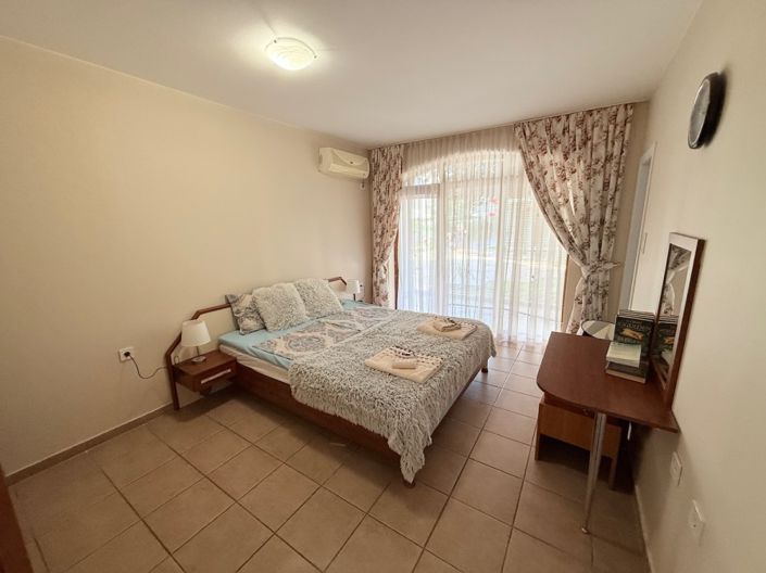 Image No.5-2 Bed Property for sale