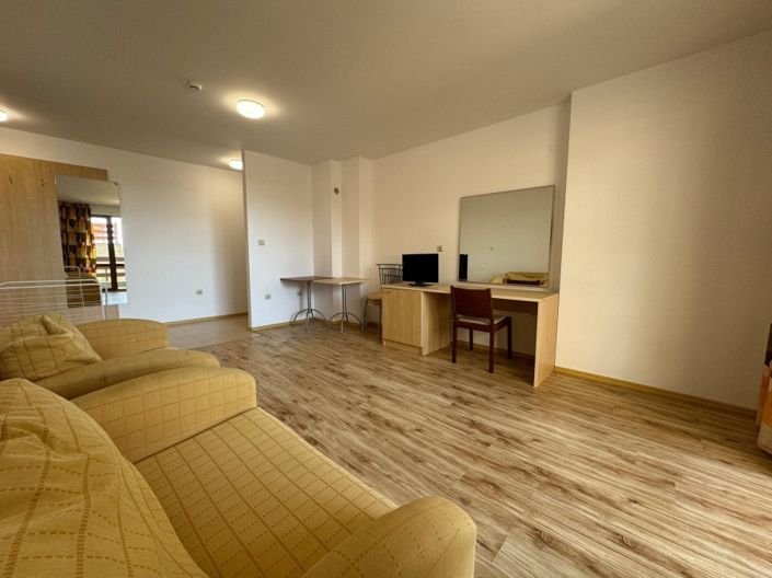 Image No.6-1 Bed Property for sale