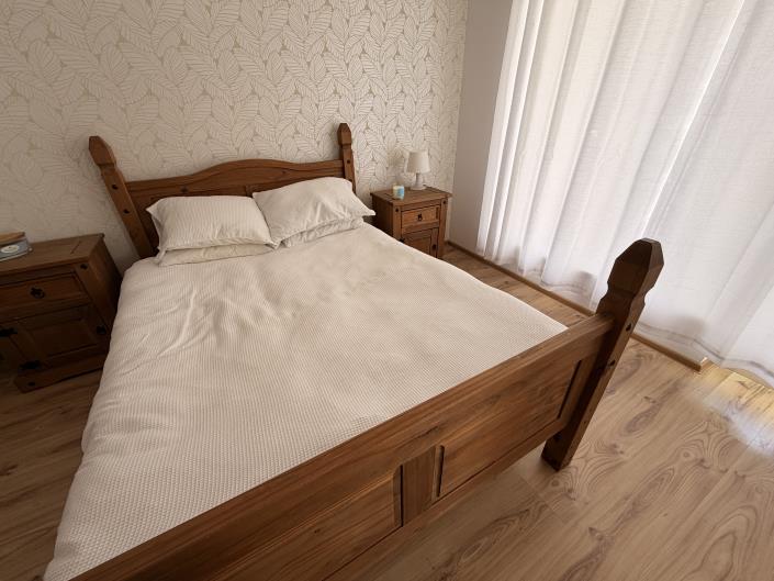 Image No.7-2 Bed Property for sale