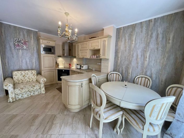 Image No.5-2 Bed Property for sale