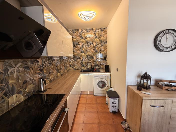 Image No.8-2 Bed Apartment for sale