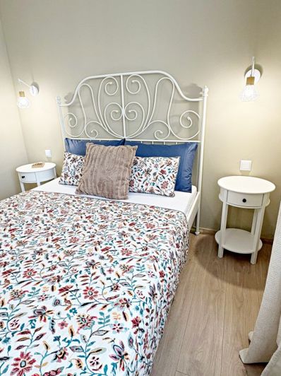 Image No.7-1 Bed Property for sale