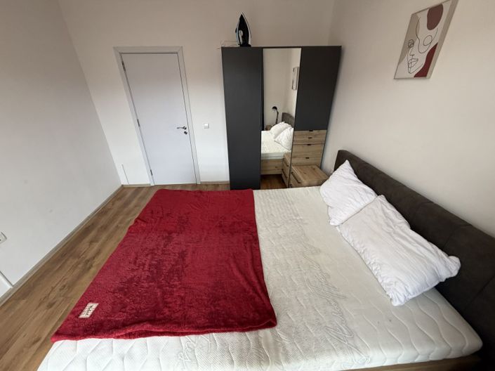 Image No.3-1 Bed Property for sale