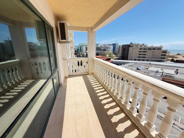 Image No.7-2 Bed Property for sale