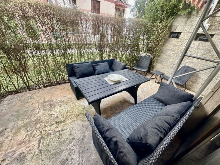 Image No.7-2 Bed Property for sale