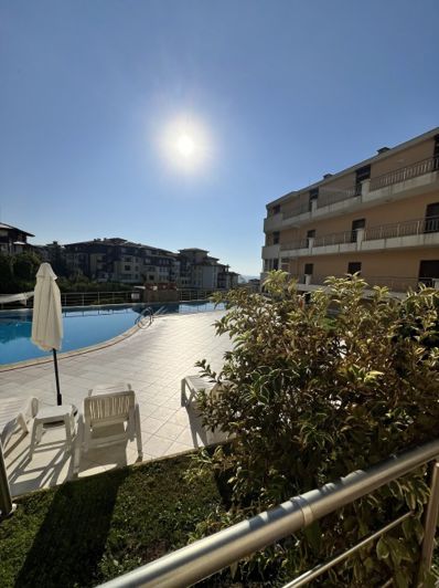 Image No.4-2 Bed Property for sale