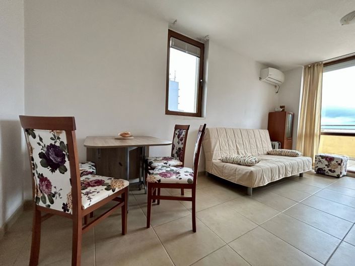 Image No.5-1 Bed Property for sale