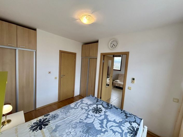 Image No.7-1 Bed Property for sale