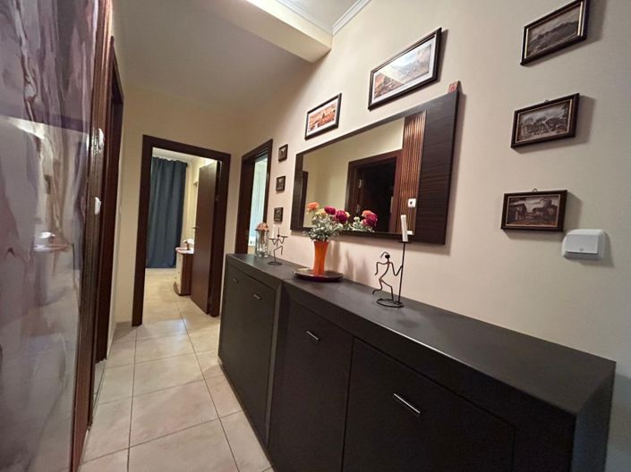 Image No.7-3 Bed Property for sale