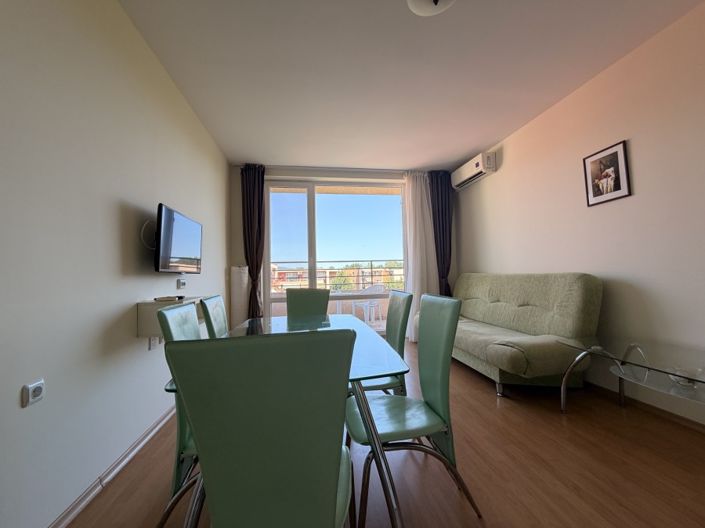 Image No.4-2 Bed Property for sale