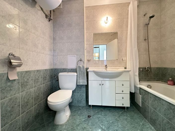 Image No.5-Propriété de 1 chambre à vendre à Aheloy