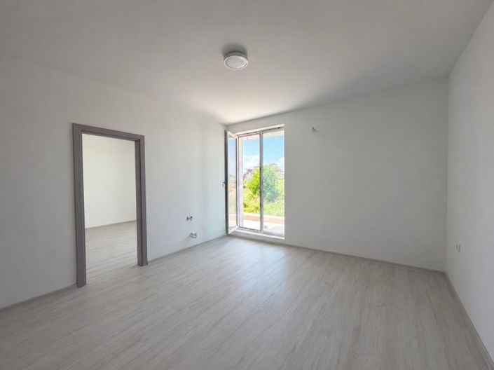 Image No.3-1 Bed Property for sale