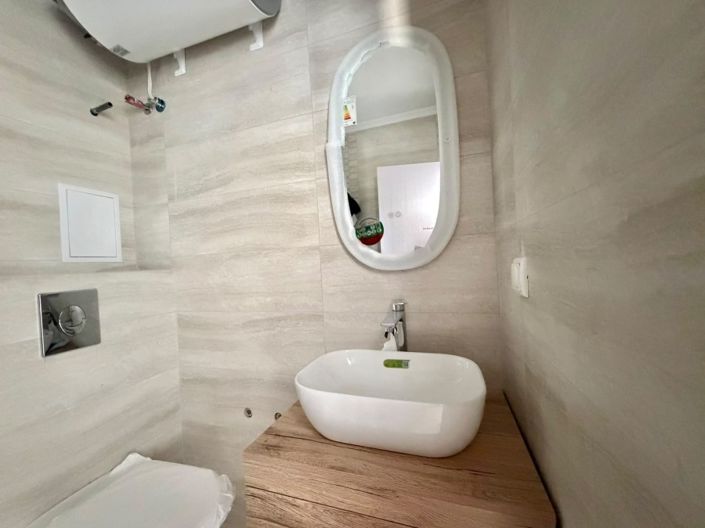 Image No.6-1 Bed Property for sale