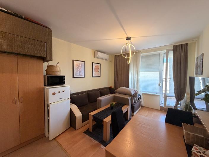 Image No.9-1 Bed Property for sale