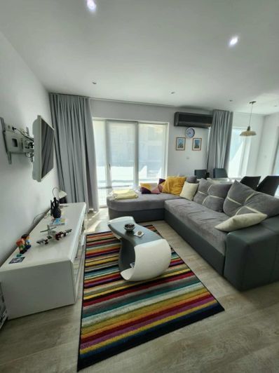 Image No.2-2 Bed Property for sale