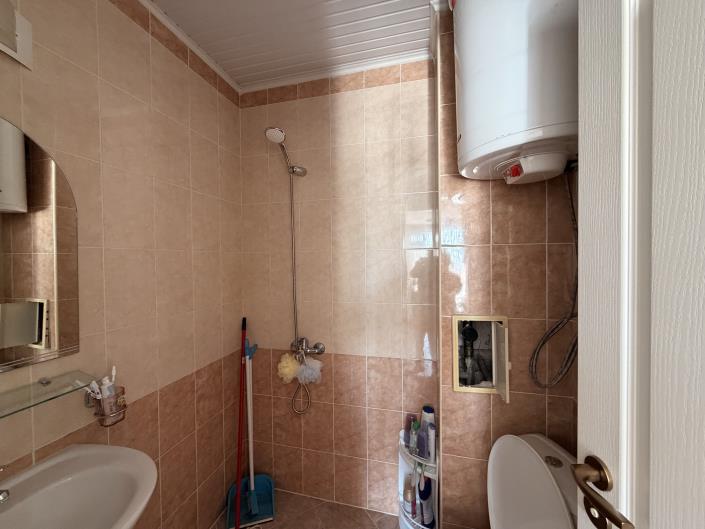 Image No.20-2 Bed Apartment for sale