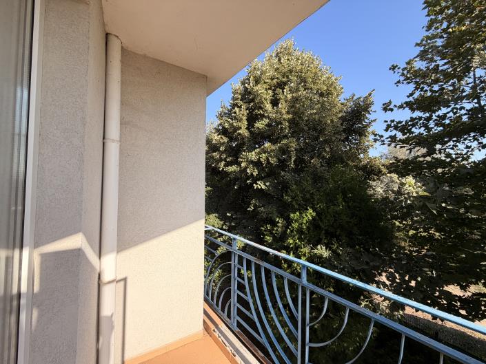 Image No.28-2 Bed Apartment for sale