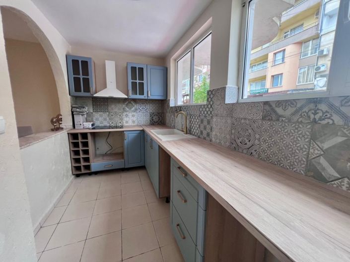 Image No.2-2 Bed Property for sale