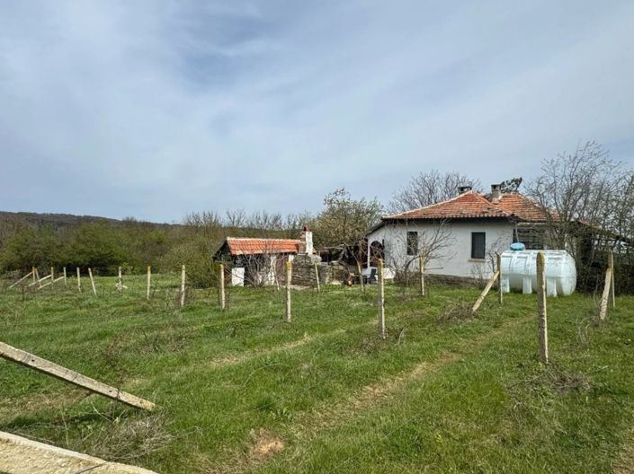 Image No.6-2 Bed Property for sale