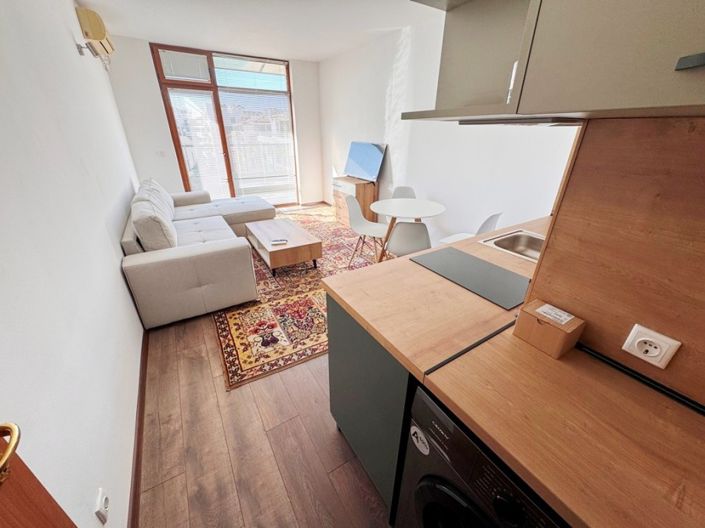 Image No.2-1 Bed Property for sale