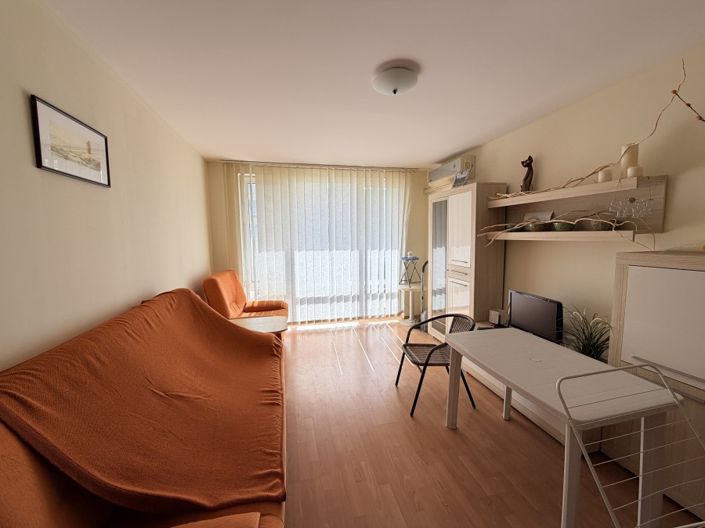 Image No.3-Propriété de 1 chambre à vendre