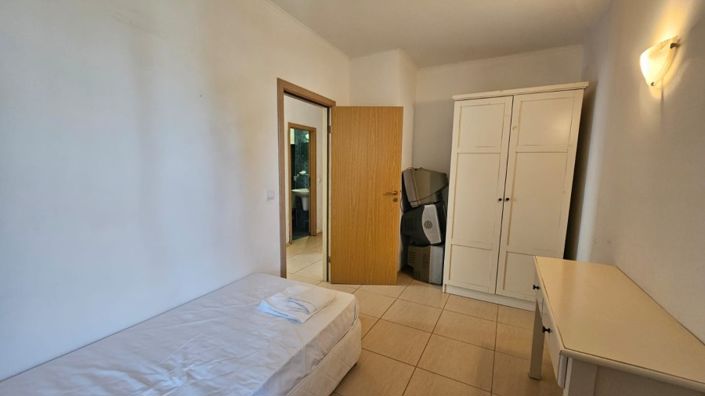 Image No.7-1 Bed Property for sale