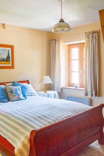 Image No.16-13 Bed House for sale