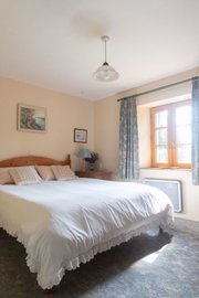 la-grange-bedroom-2-on-first-floor