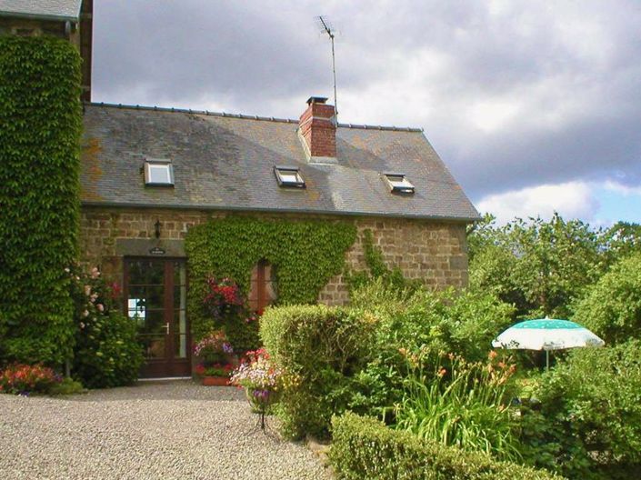 Image No.36-13 Bed House for sale