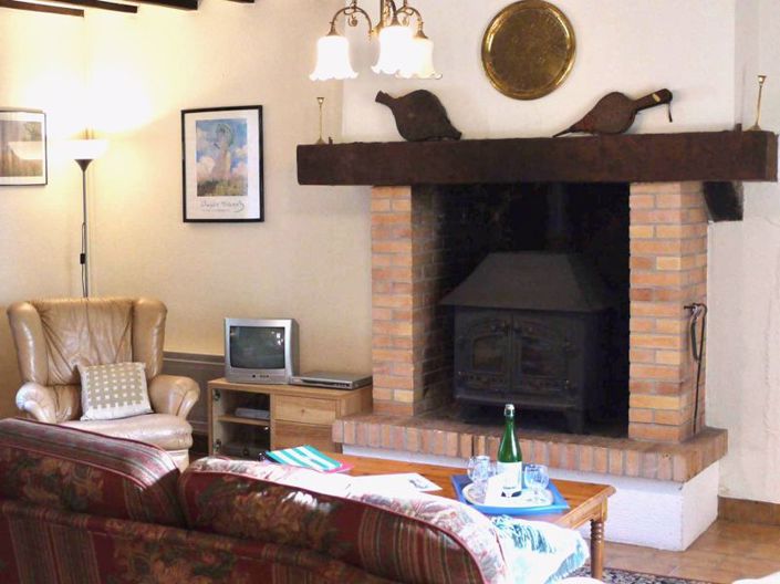 Image No.70-13 Bed House for sale