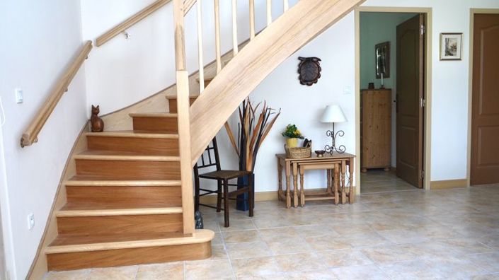 Image No.86-13 Bed House for sale