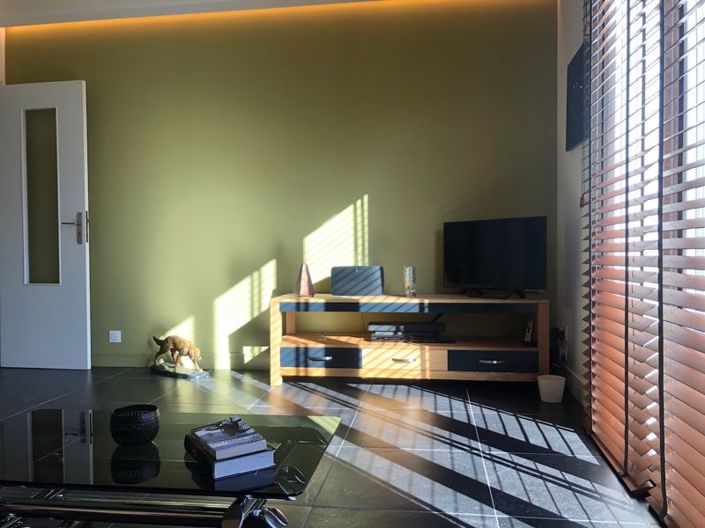 Image No.11-2 Bed House for sale