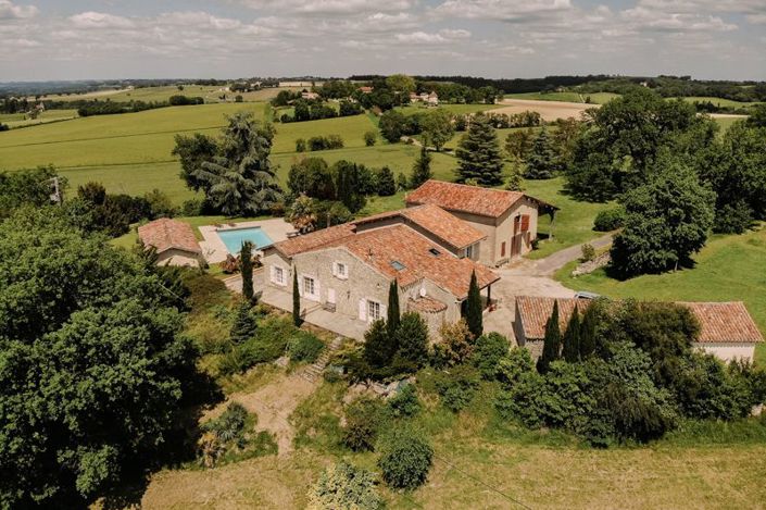 Image No.1-Propriété de 5 chambres à vendre à Gers