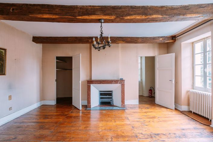 Image No.14-9 Bed Country House for sale