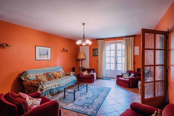 Image No.21-9 Bed Country House for sale