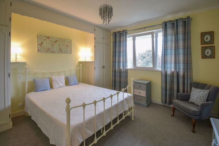 Image No.29-9 Bed House for sale