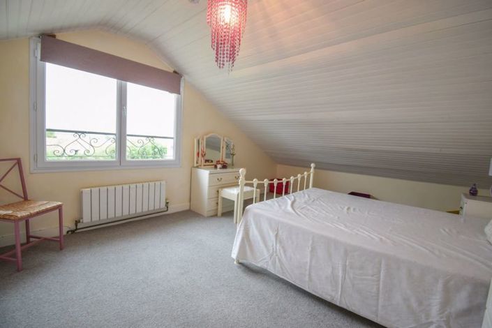 Image No.35-9 Bed House for sale