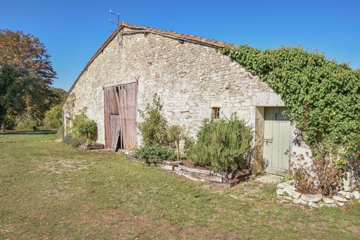 Image No.46-9 Bed House for sale