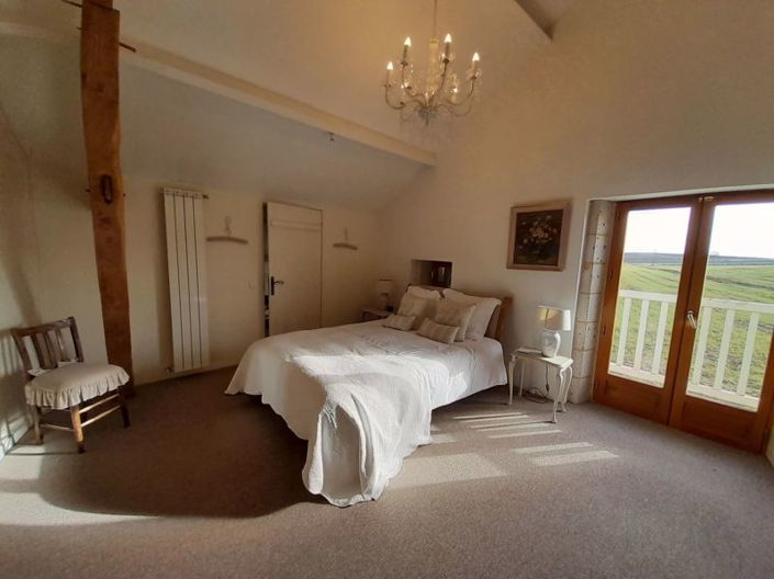 Image No.13-7 Bed House for sale