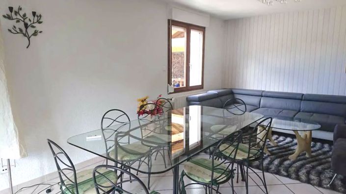 Image No.6-4 Bed House for sale