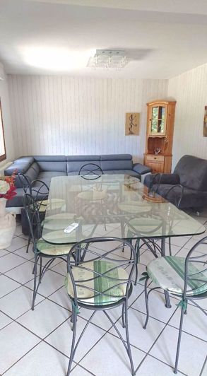 Image No.8-4 Bed House for sale