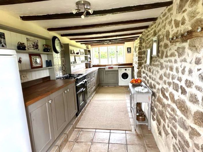 Image No.9-3 Bed House for sale