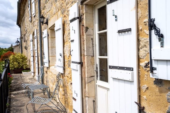 Image No.21-4 Bed House for sale