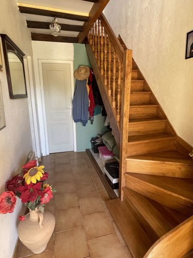 Image No.18-3 Bed House for sale